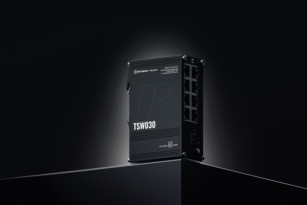 Teltonika TSW030 8-port industrial Ethernet switch