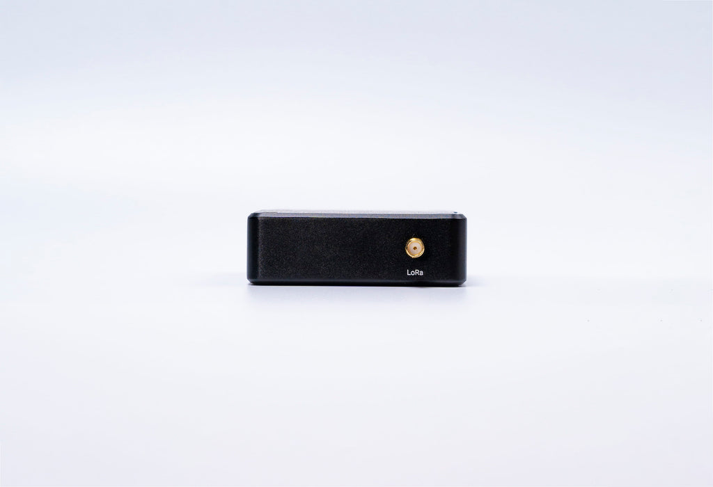 Milesight UG56 industrial LoRaWAN gateway additional hardware angle